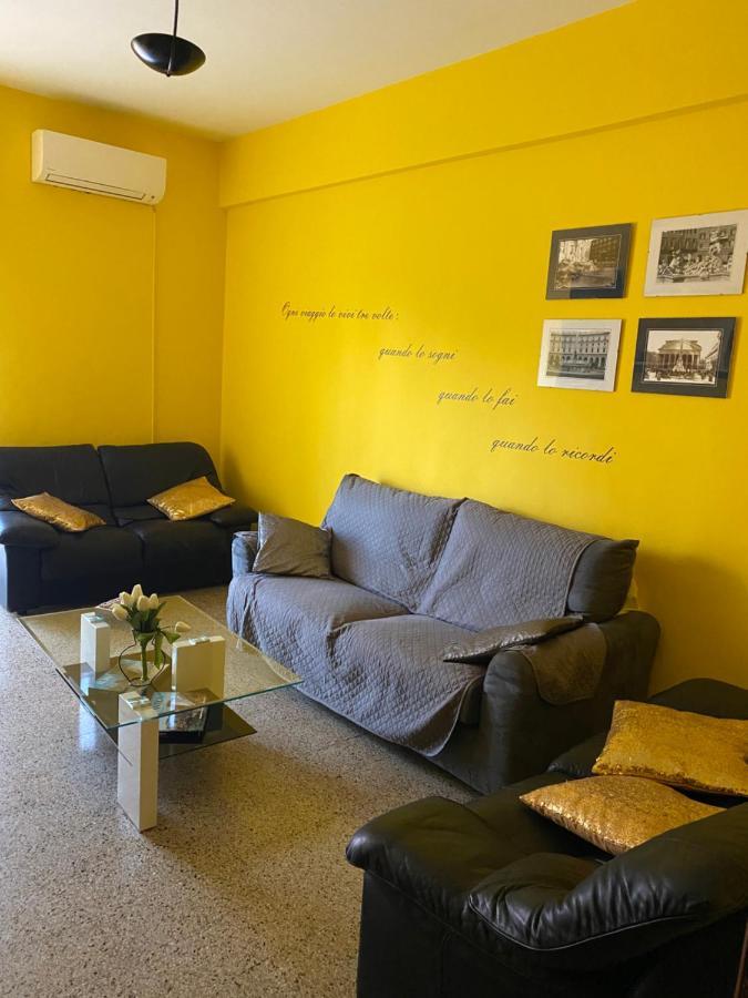 Romamor Buitenkant foto